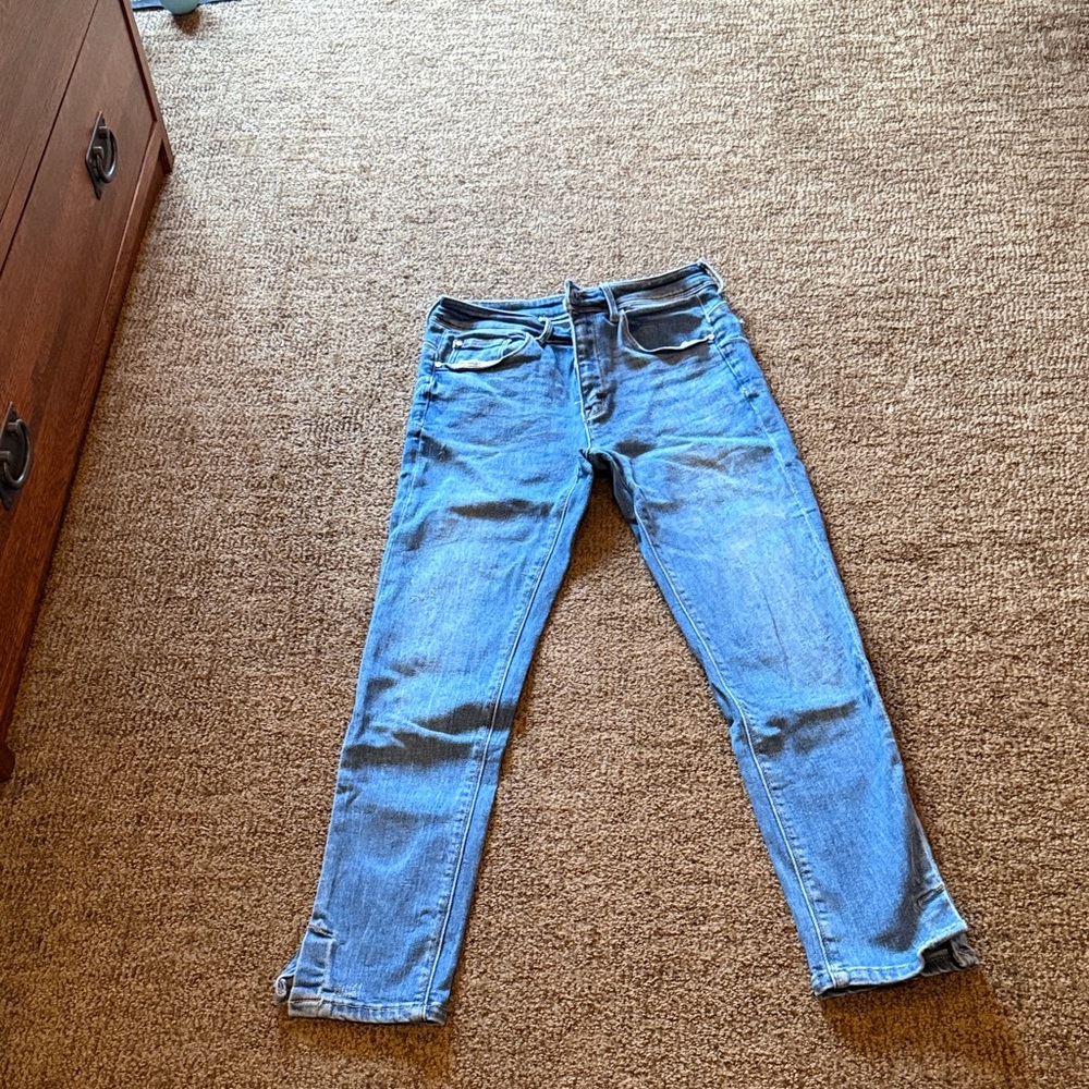 Stylish Blue Women's Cropped Jeans